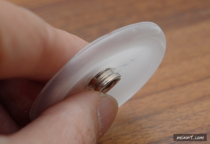 梅問題－《喝完的養樂多別丟!!》自製HTC RE迷你攝錄影機充電腳架二用座