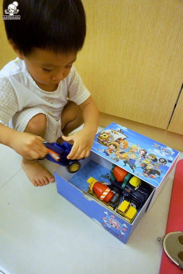 遠傳電信 航海王 限量 收納盒 行李箱 (13 - 13).jpg