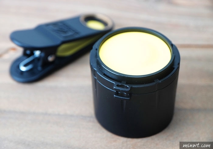 梅問題－APEXEL 讓所有手機都擁有2x望遠頭，無球狀變形與四周虛化和暗角