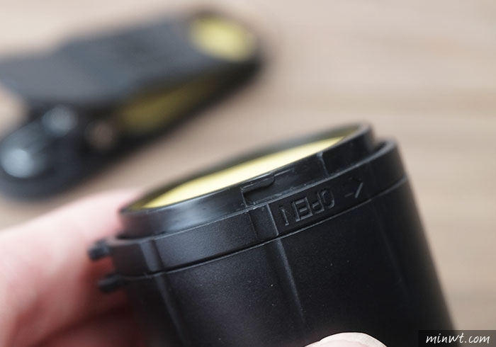 梅問題－APEXEL 讓所有手機都擁有2x望遠頭，無球狀變形與四周虛化和暗角