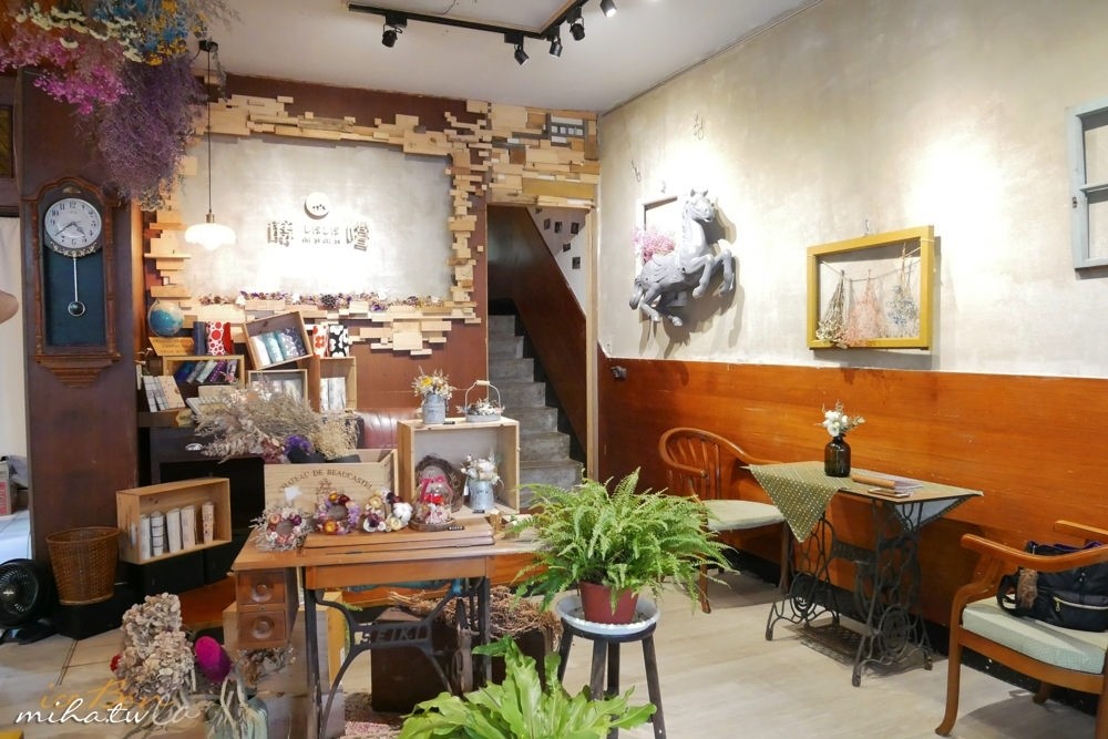 台中自由行,台中咖啡廳,台中景點,ig打卡點,老屋咖啡廳,