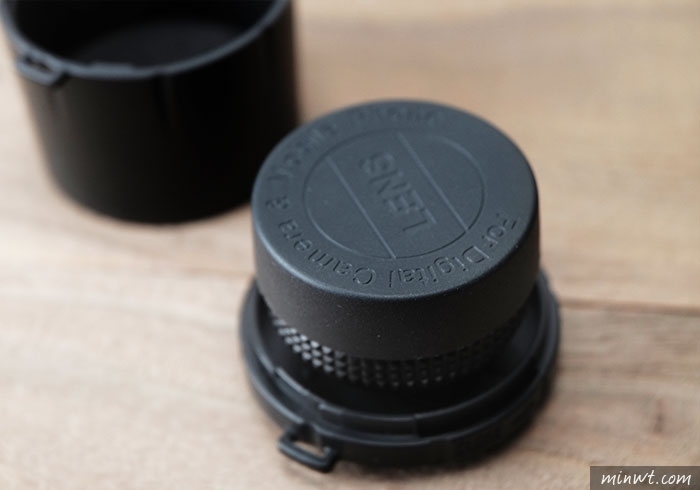 梅問題－APEXEL 讓所有手機都擁有2x望遠頭，無球狀變形與四周虛化和暗角