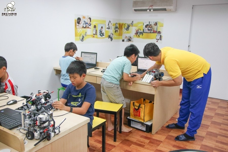 小洛特樂高機器人 孩童 初階 進階 比賽 全國冠軍 高雄 (33 - 36).jpg