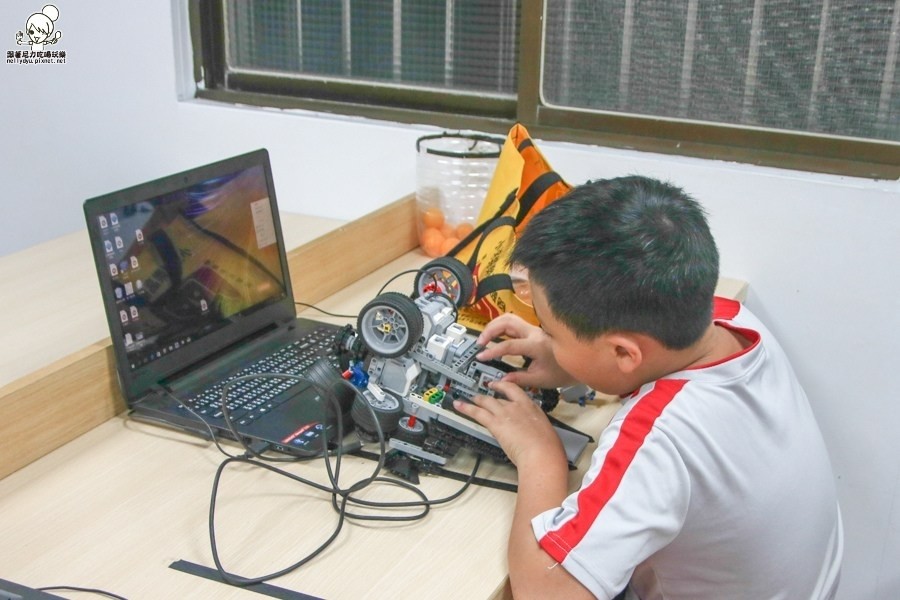 小洛特樂高機器人 孩童 初階 進階 比賽 全國冠軍 高雄 (19 - 36).jpg
