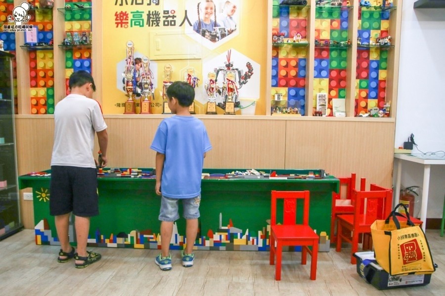小洛特樂高機器人 孩童 初階 進階 比賽 全國冠軍 高雄 (9 - 36).jpg
