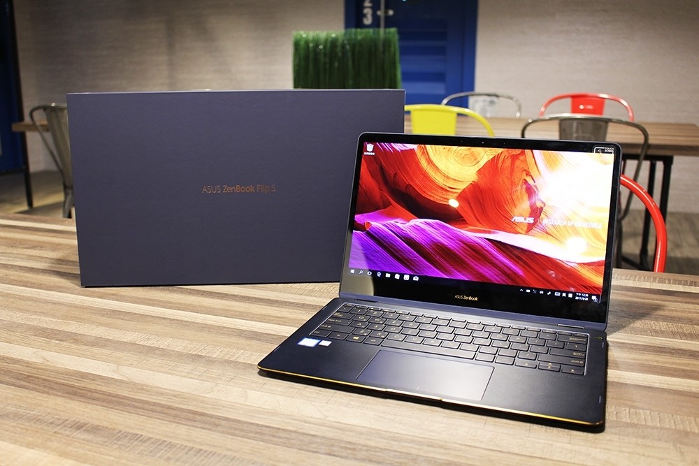 ASUS ZenBook Flip S 筆電