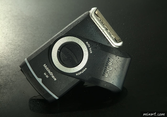 梅問題－「手機商品攝影-19」用手機拍出真男人電動防水刮鬍刀