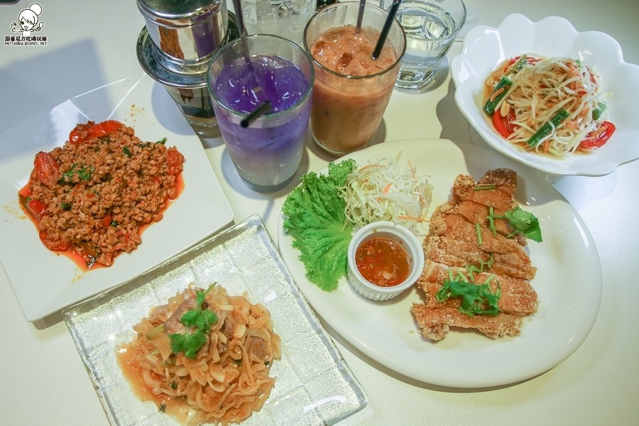 高雄泰式料理 泰式 泰國料理 家樂福 開胃 酸辣