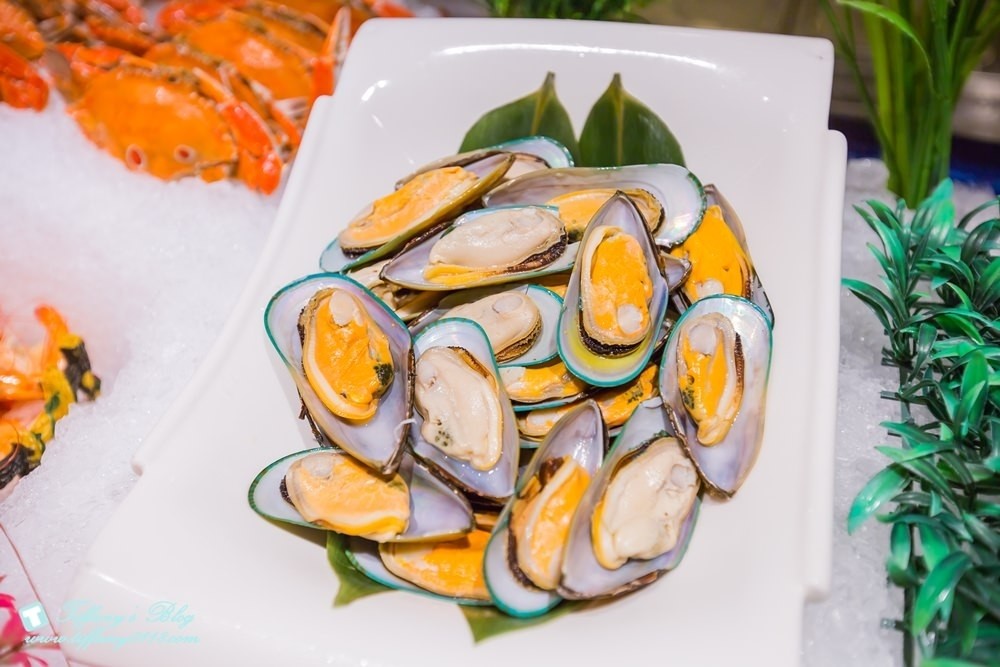 [台北吃到飽餐廳]饗食天堂Buffet大直店/200多道料理CP值高/2017秋季新菜色滿滿的海鮮料理(文末送饗食天堂餐券)