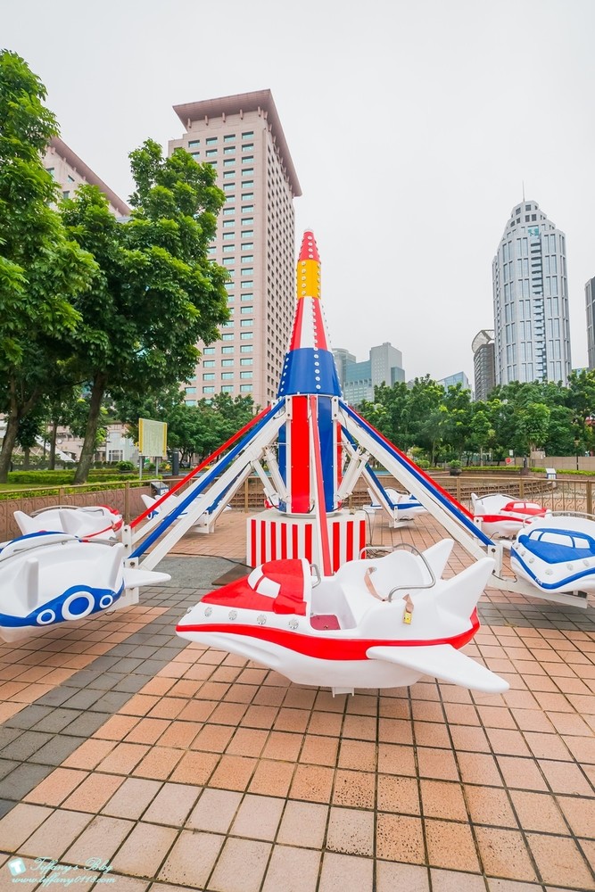 [2017新北耶誕城]2017新北市歡樂耶誕城最新活動內容及交通資訊/3D光雕投影全紀錄/教你怎麼玩怎麼去