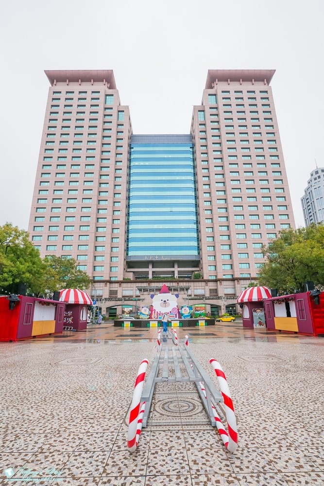 [2017新北耶誕城]2017新北市歡樂耶誕城最新活動內容及交通資訊/3D光雕投影全紀錄/教你怎麼玩怎麼去