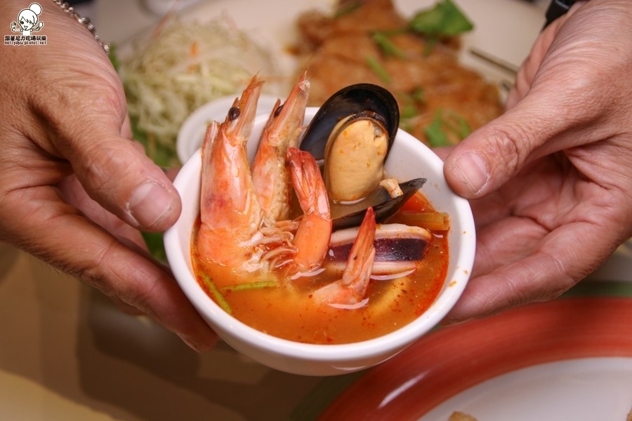 高雄泰式料理 泰式 泰國料理 家樂福 開胃 酸辣