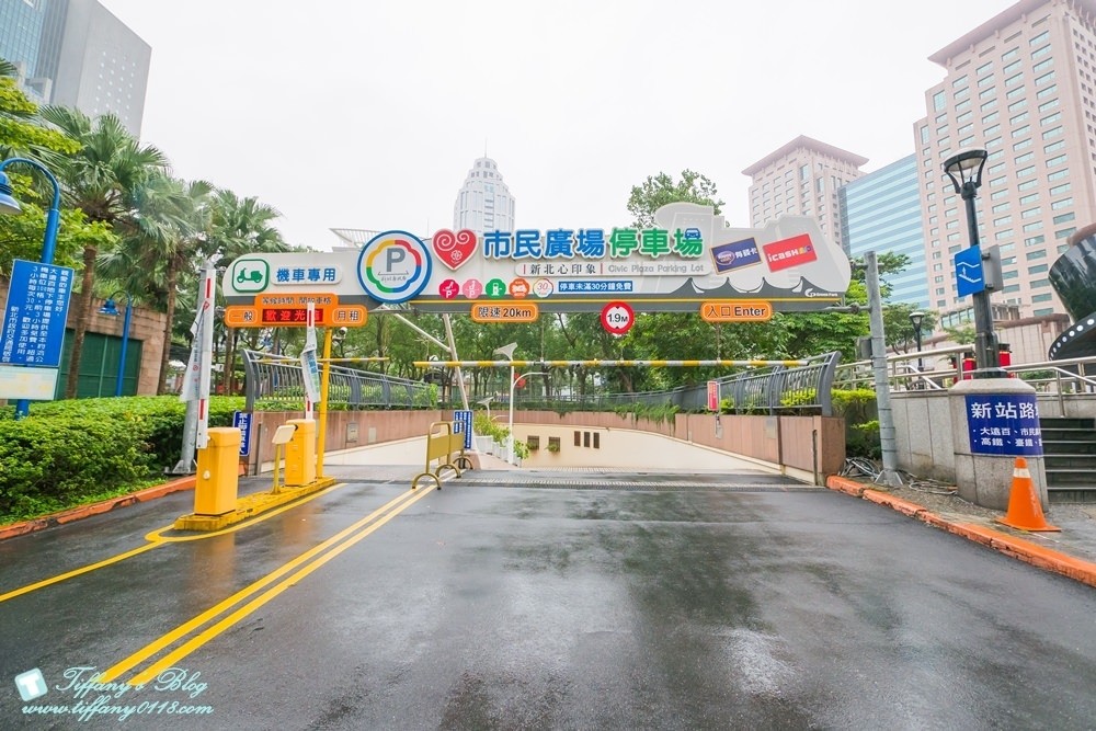 [2017新北耶誕城]2017新北市歡樂耶誕城最新活動內容及交通資訊/3D光雕投影全紀錄/教你怎麼玩怎麼去