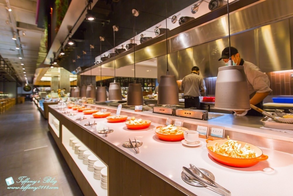 [台北吃到飽餐廳]饗食天堂Buffet大直店/200多道料理CP值高/2017秋季新菜色滿滿的海鮮料理(文末送饗食天堂餐券)