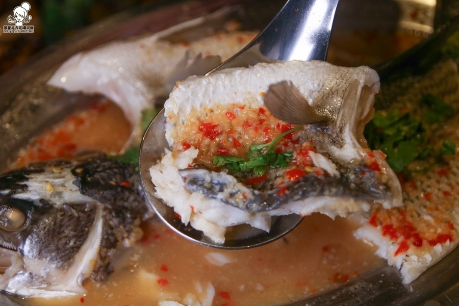 高雄泰式料理 泰式 泰國料理 家樂福 開胃 酸辣