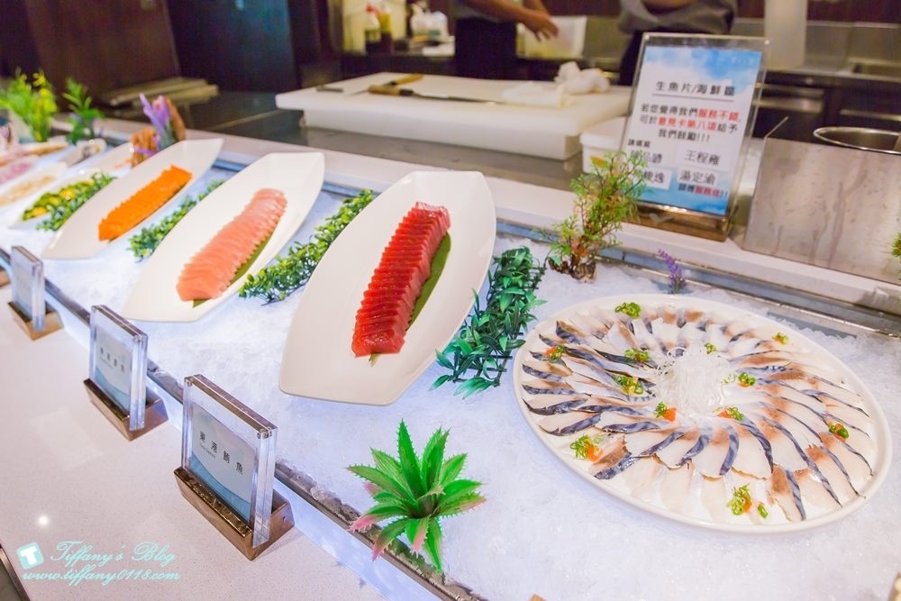 [台北吃到飽餐廳]饗食天堂Buffet大直店/200多道料理CP值高/2017秋季新菜色滿滿的海鮮料理(文末送饗食天堂餐券)