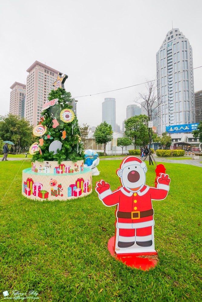 [2017新北耶誕城]2017新北市歡樂耶誕城最新活動內容及交通資訊/3D光雕投影全紀錄/教你怎麼玩怎麼去