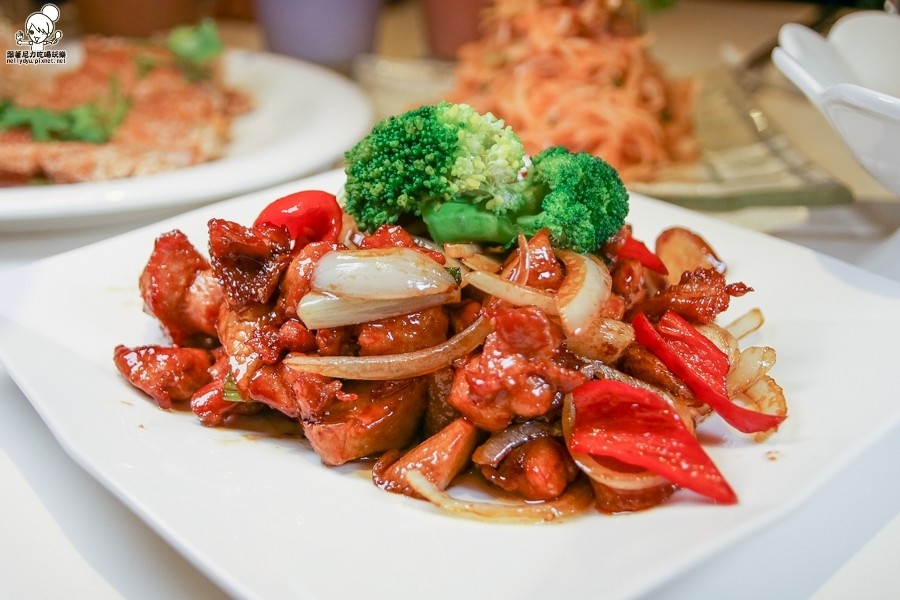 高雄泰式料理 泰式 泰國料理 家樂福 開胃 酸辣