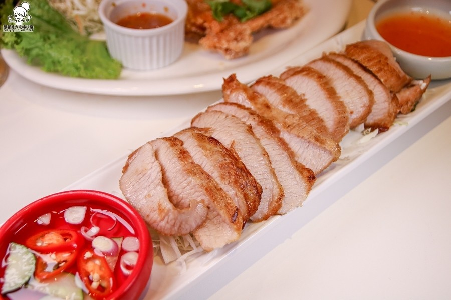 高雄泰式料理 泰式 泰國料理 家樂福 開胃 酸辣