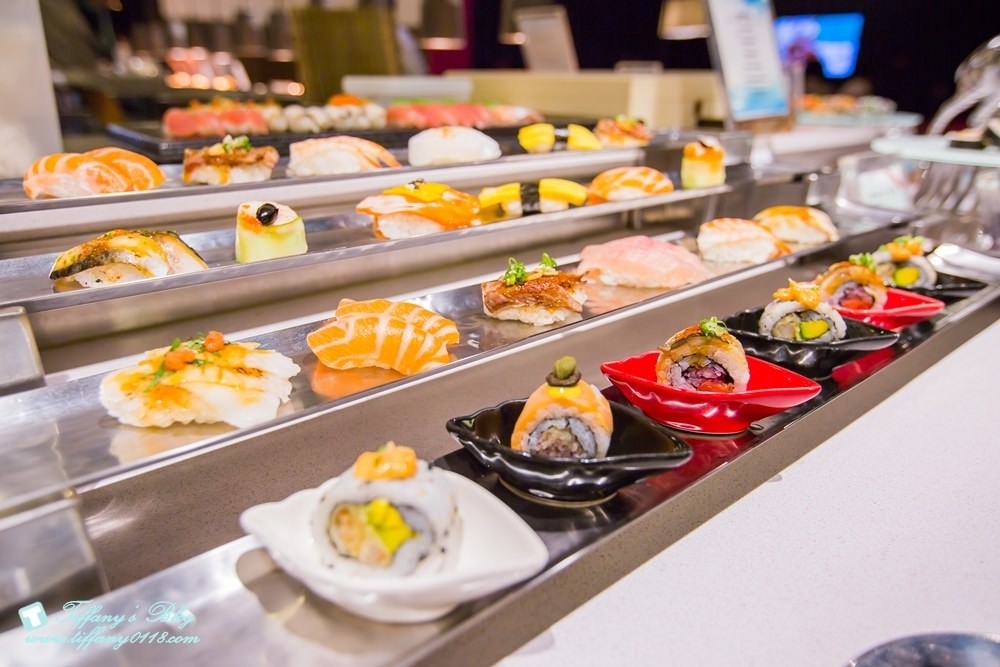 [台北吃到飽餐廳]饗食天堂Buffet大直店/200多道料理CP值高/2017秋季新菜色滿滿的海鮮料理(文末送饗食天堂餐券)