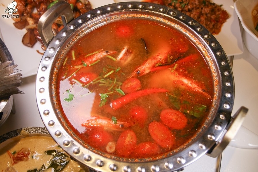 高雄泰式料理 泰式 泰國料理 家樂福 開胃 酸辣