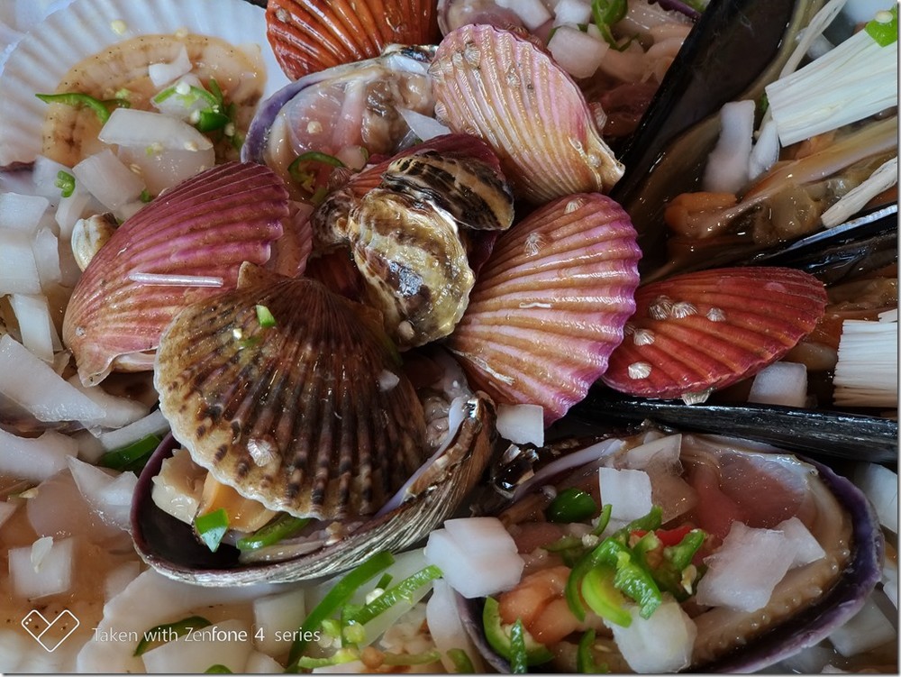 青沙浦的海味烤海鮮餐廳 幫你烤好的扇貝鰻魚全餐