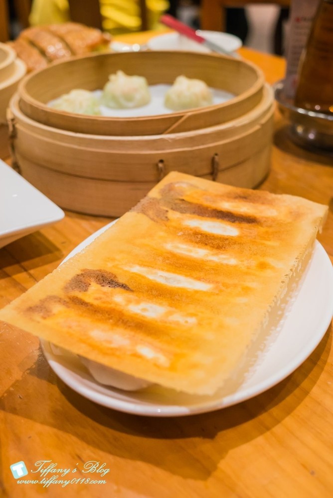 [台北美食]台灣必吃-鼎泰豐/小籠包排骨蛋炒飯及小菜推薦(附菜單)/米其林一星餐廳的點餐攻略