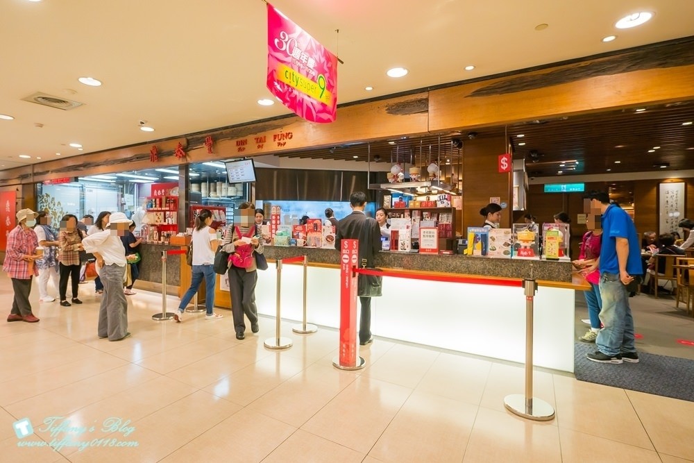 [台北美食]台灣必吃-鼎泰豐/小籠包排骨蛋炒飯及小菜推薦(附菜單)/米其林一星餐廳的點餐攻略