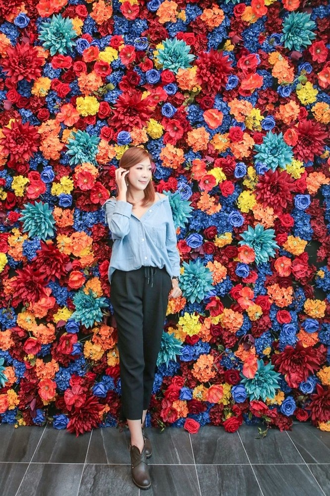 [台中火鍋]鍠樂極上和牛海鮮鍋物/聖誕節套餐限時預定中/台中公益路美食/IG打卡花牆(有免費停車場)