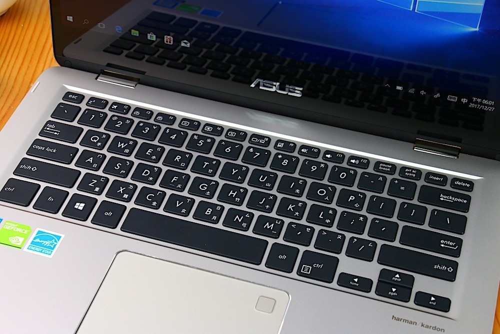 ASUS ZenBook Flip 14