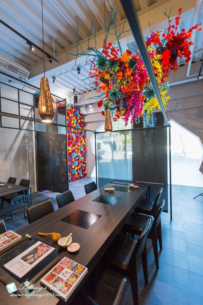 [台中火鍋]鍠樂極上和牛海鮮鍋物/聖誕節套餐限時預定中/台中公益路美食/IG打卡花牆(有免費停車場)