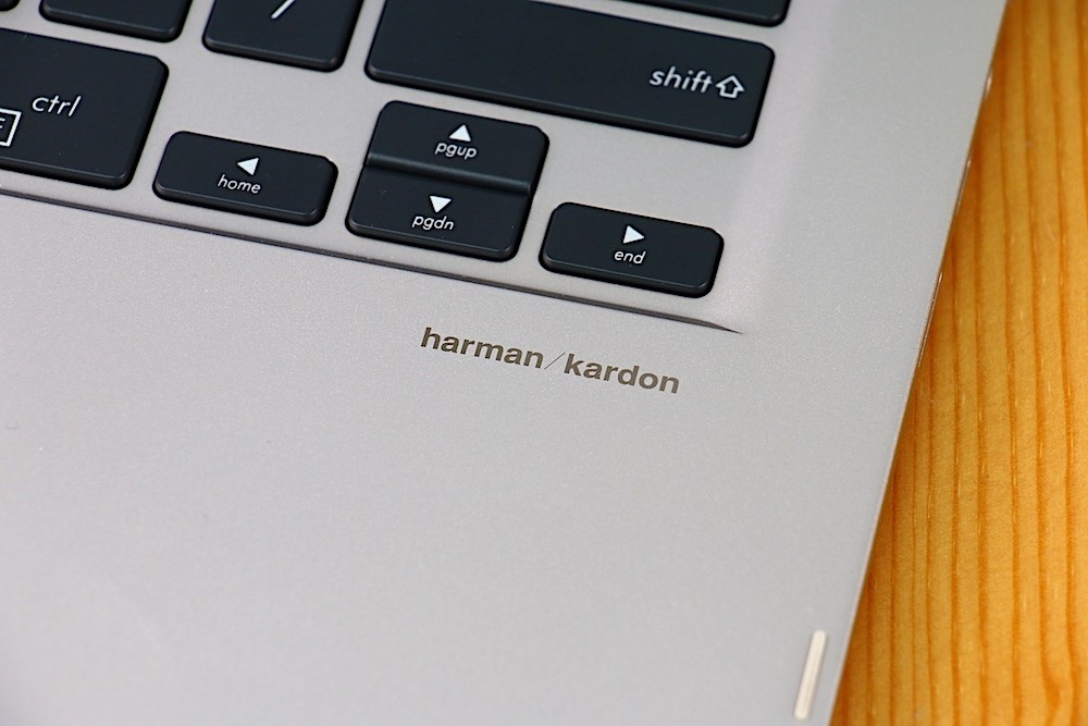 ASUS ZenBook Flip 14