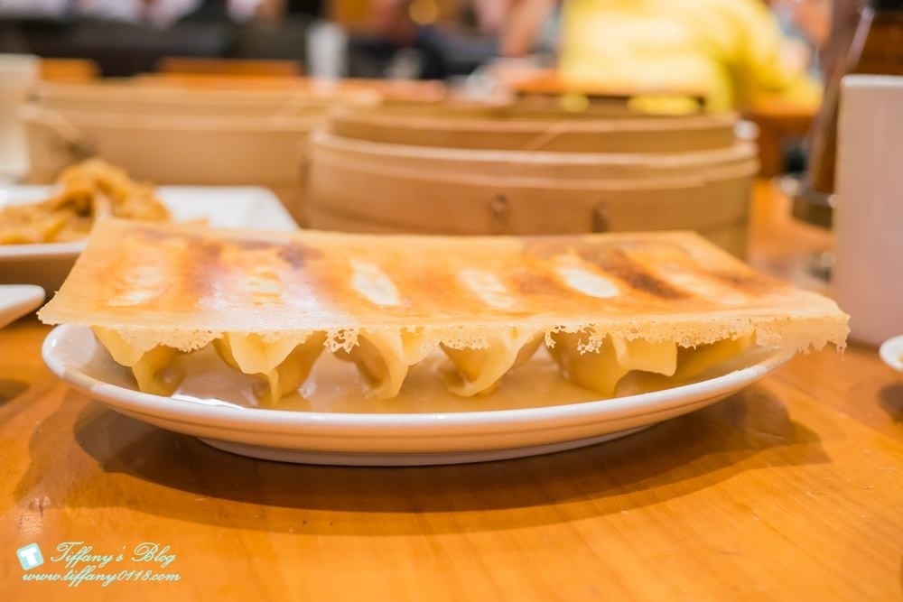 [台北美食]台灣必吃-鼎泰豐/小籠包排骨蛋炒飯及小菜推薦(附菜單)/米其林一星餐廳的點餐攻略