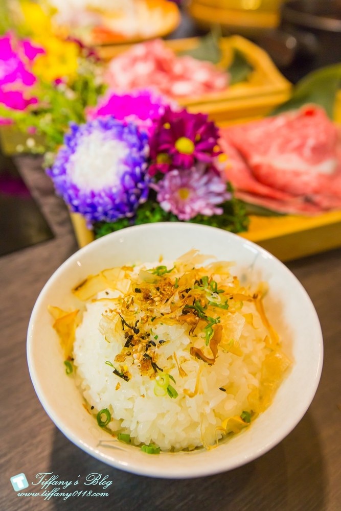 [台中火鍋]鍠樂極上和牛海鮮鍋物/聖誕節套餐限時預定中/台中公益路美食/IG打卡花牆(有免費停車場)