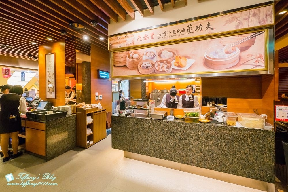 [台北美食]台灣必吃-鼎泰豐/小籠包排骨蛋炒飯及小菜推薦(附菜單)/米其林一星餐廳的點餐攻略