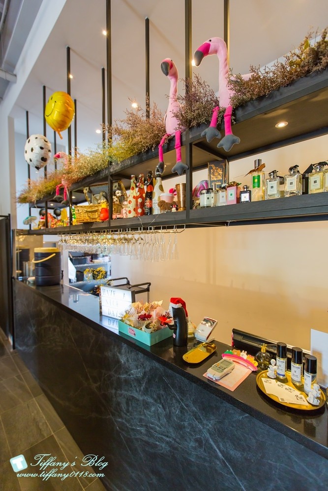 [台中火鍋]鍠樂極上和牛海鮮鍋物/聖誕節套餐限時預定中/台中公益路美食/IG打卡花牆(有免費停車場)