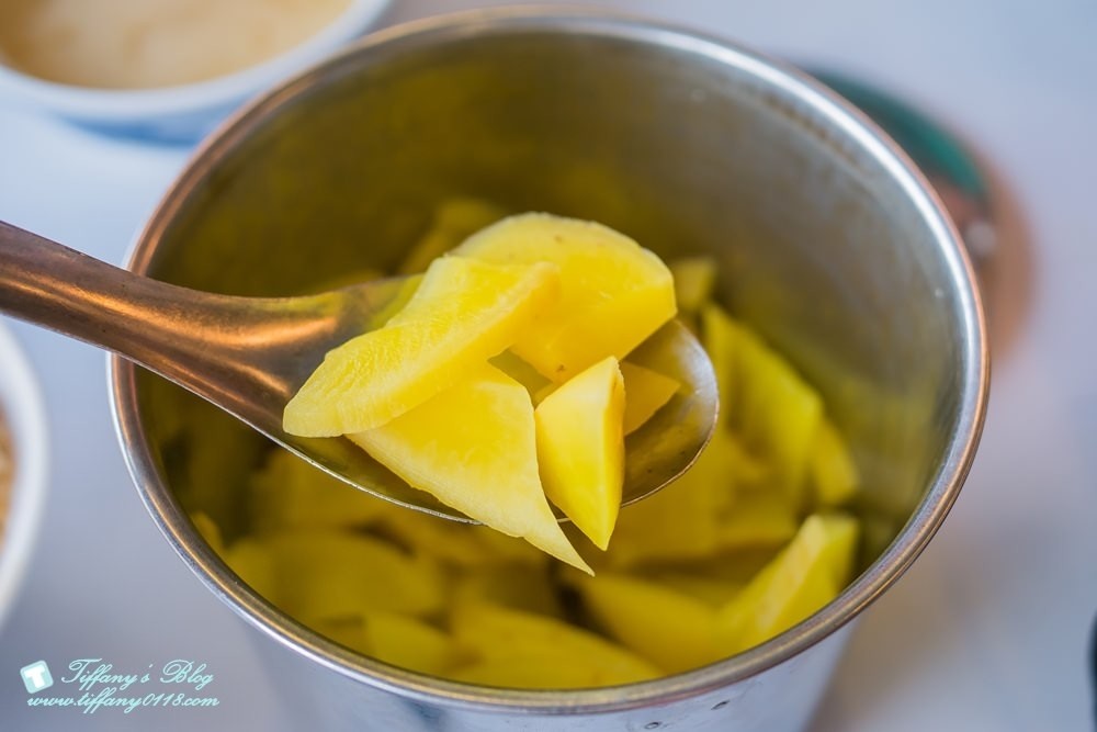 [台南美食]矮仔成蝦仁飯/海安路必吃美食/跟集品蝦仁飯好吃程度不相上下!!