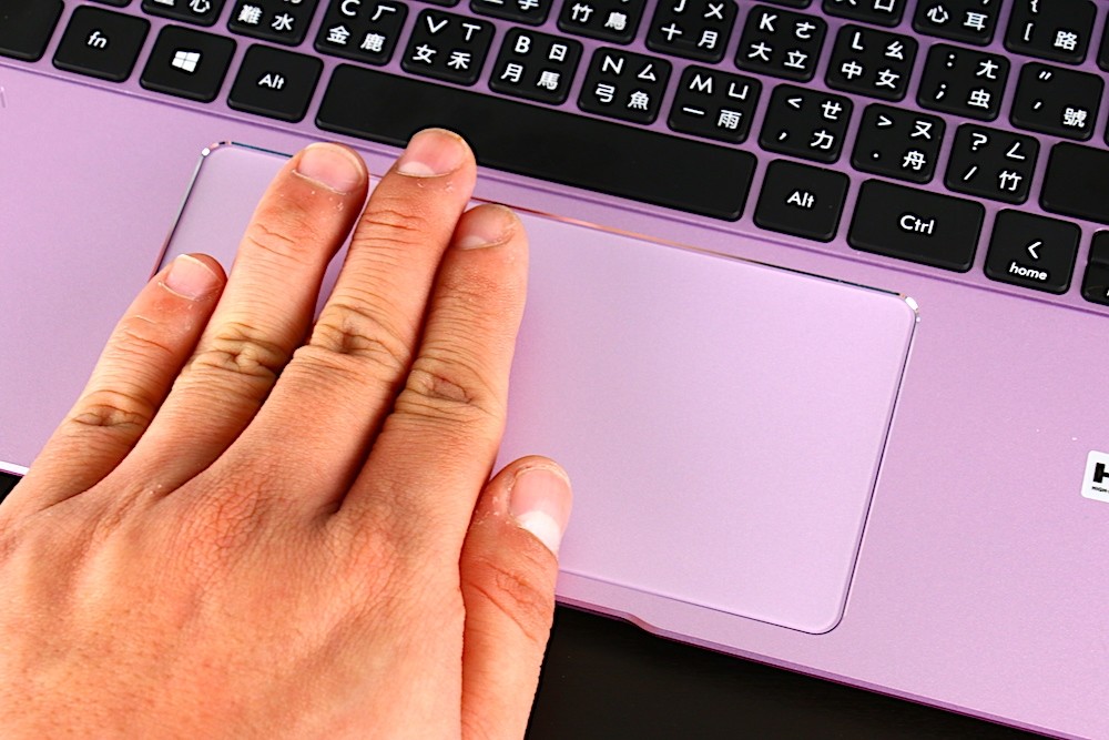 AVITA LIBER Glamour Collection