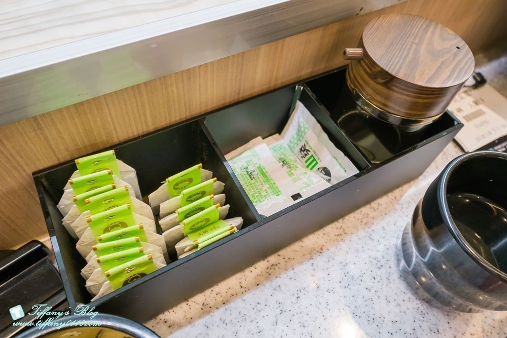 [台北美食]点爭鮮(點爭鮮)/平板點餐+新幹線列車送餐/點滿300元還能抽獎/壽司現點現做種類多