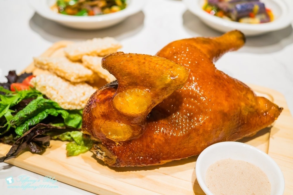 [台北美食]唐點小聚/好吃又好拍的網美系療癒港點/乒乓球桌變身餐桌(附菜單)