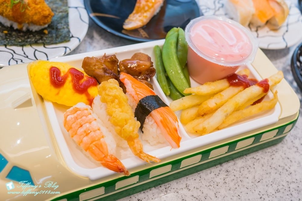 [台北美食]点爭鮮(點爭鮮)/平板點餐+新幹線列車送餐/點滿300元還能抽獎/壽司現點現做種類多