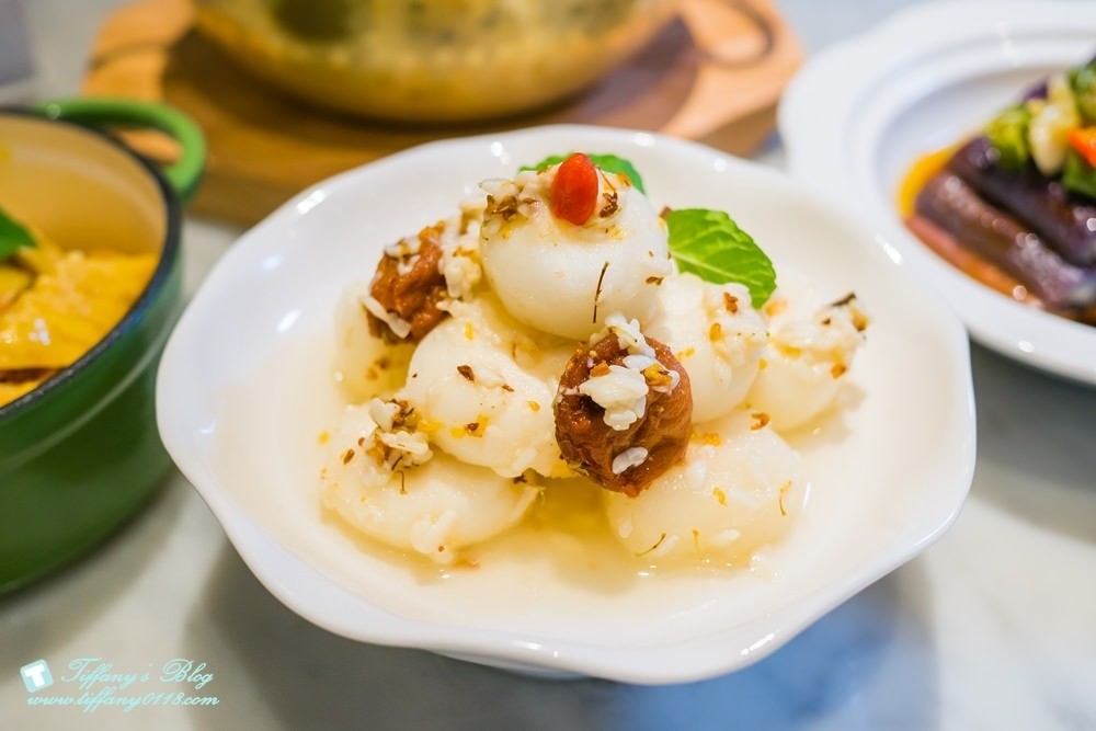 [台北美食]唐點小聚/好吃又好拍的網美系療癒港點/乒乓球桌變身餐桌(附菜單)