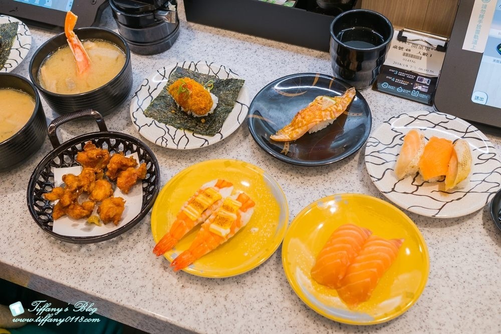 [台北美食]点爭鮮(點爭鮮)/平板點餐+新幹線列車送餐/點滿300元還能抽獎/壽司現點現做種類多