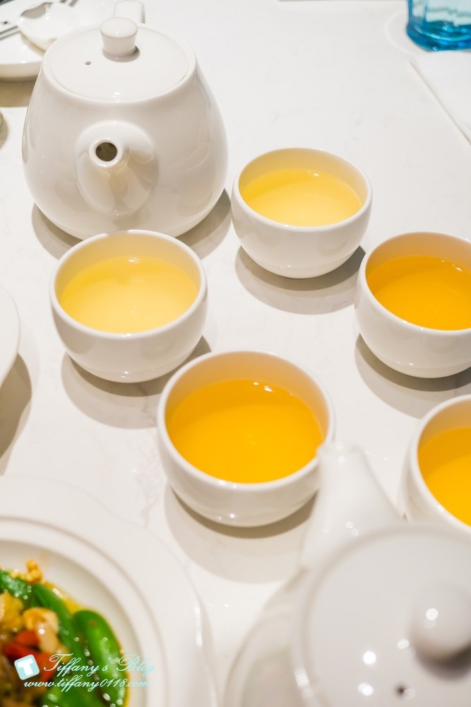 [台北美食]唐點小聚/好吃又好拍的網美系療癒港點/乒乓球桌變身餐桌(附菜單)