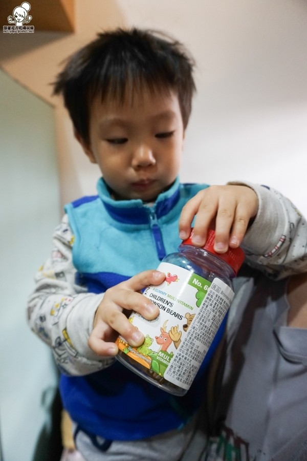 bronson 健康快樂熊綜合維他命軟糖 兒童維他命 營養素