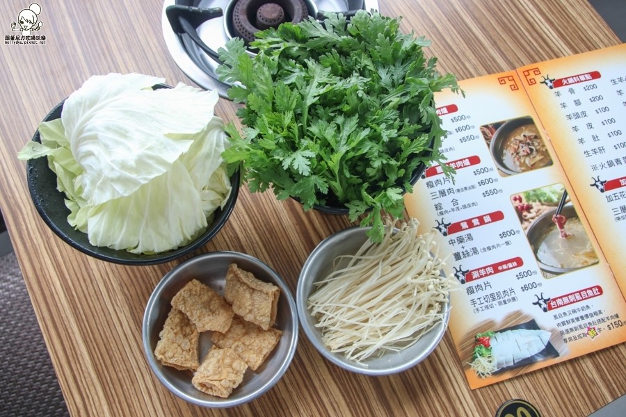 春芳燒烤羊肉爐 彰化羊肉 溪湖美食 必吃羊肉 彰化美食 羊肉好吃