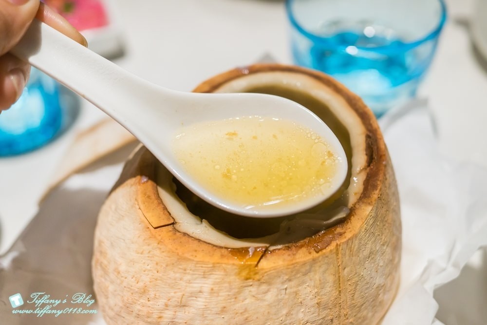 [台北美食]唐點小聚/好吃又好拍的網美系療癒港點/乒乓球桌變身餐桌(附菜單)