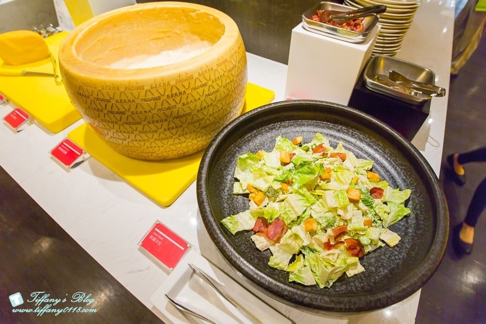 [台北美食]寒舍艾美酒店。探索廚房Buffet自助餐廳/推薦台北必吃的吃到飽餐廳/食尚Buffet月活動
