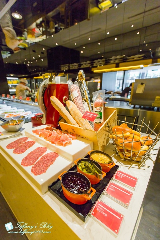 [台北美食]寒舍艾美酒店。探索廚房Buffet自助餐廳/推薦台北必吃的吃到飽餐廳/食尚Buffet月活動