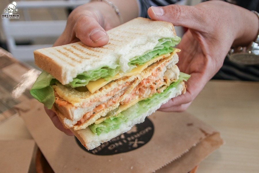 早安公雞 早餐 高雄美食 高雄必吃 早午餐 老麵 老麵糰 學生 校園美食